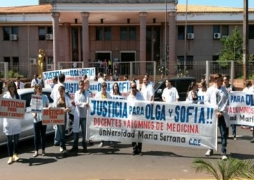 Médicos cierran avenida para dejar impune a colegas condenadas