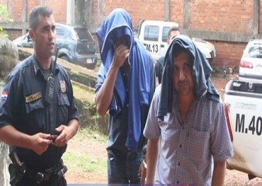 Asesinan a un hombre, la Policía detiene a dos sospechosos y recupera arma homicida