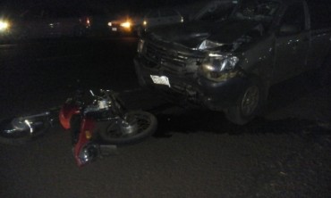 Motociclista muere arrollado por camioneta
